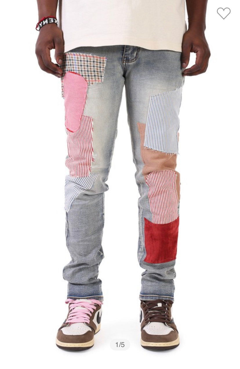 MULTI PATCHED JEANS